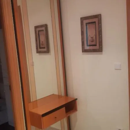 Piso 2 D Apartment *